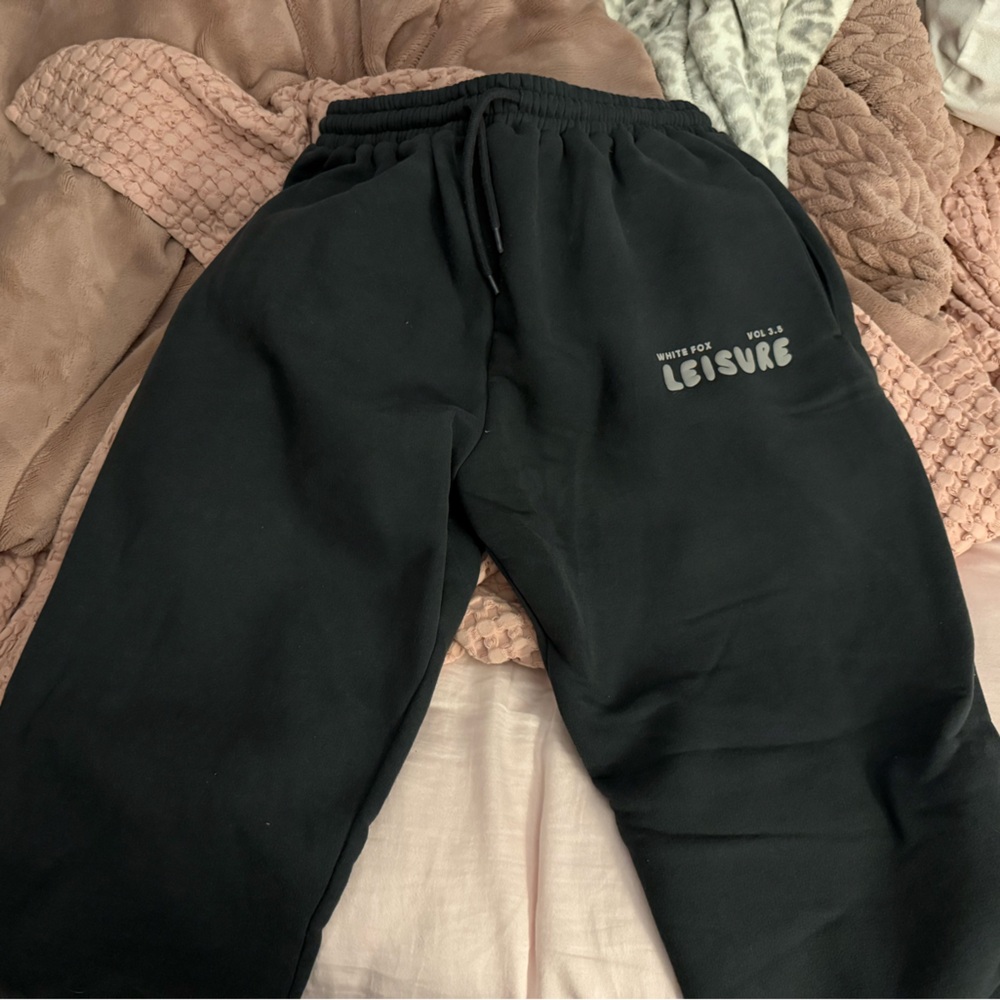 White fox sweatpants - bottom band